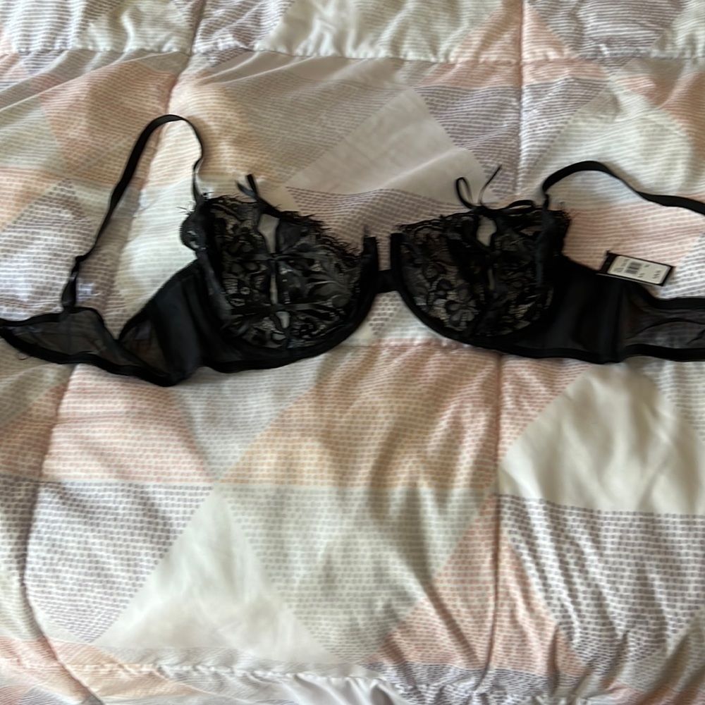 38D black lace tie cup bra